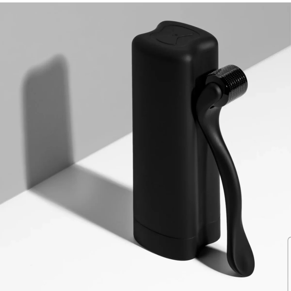 NIB Oneskin Dermaroller